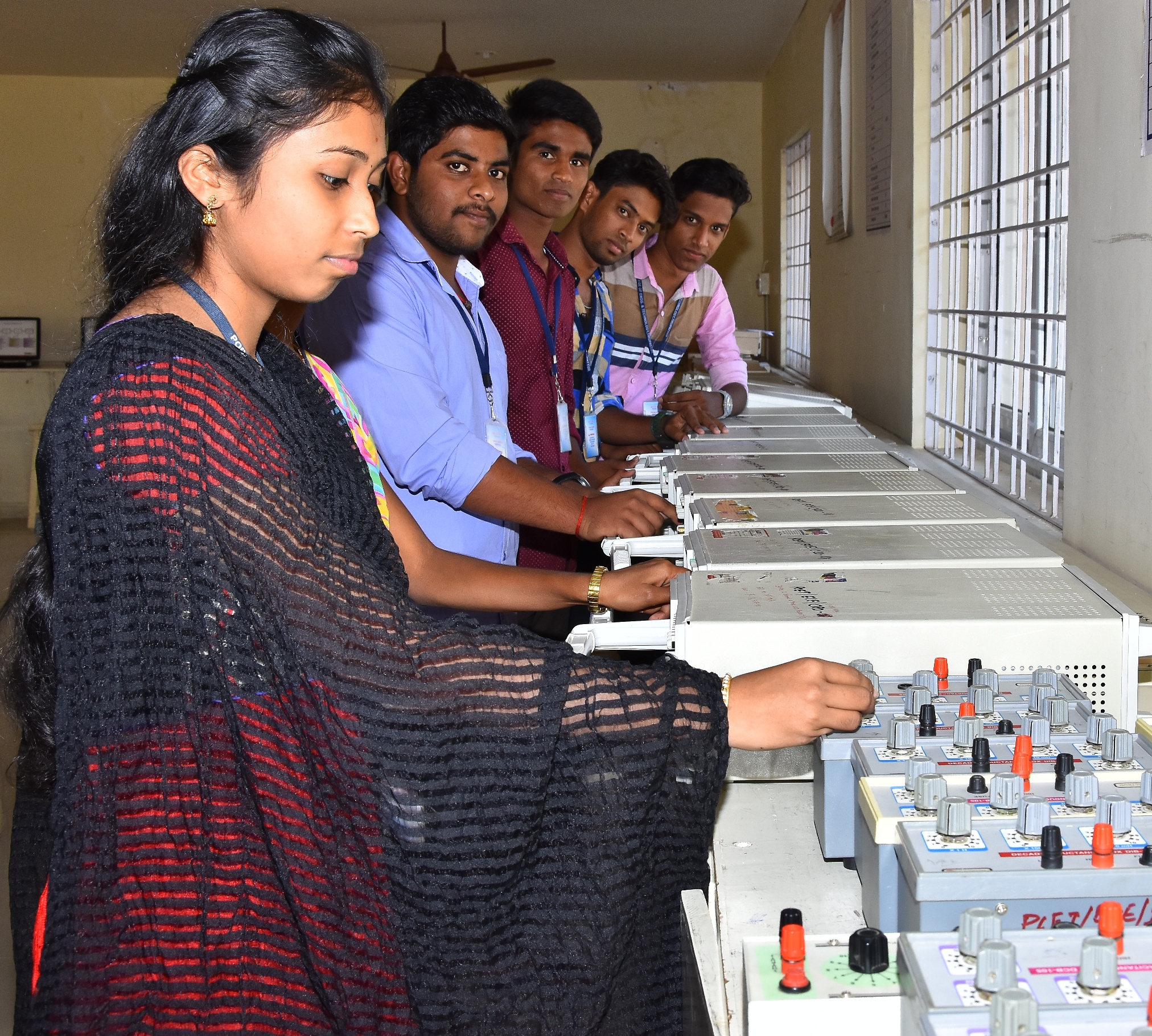 Podhigai Engineering College - Digital Signal Processing Lab