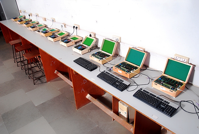 Podhigai Engineering College - Microprocessor and Microcontroller Lab